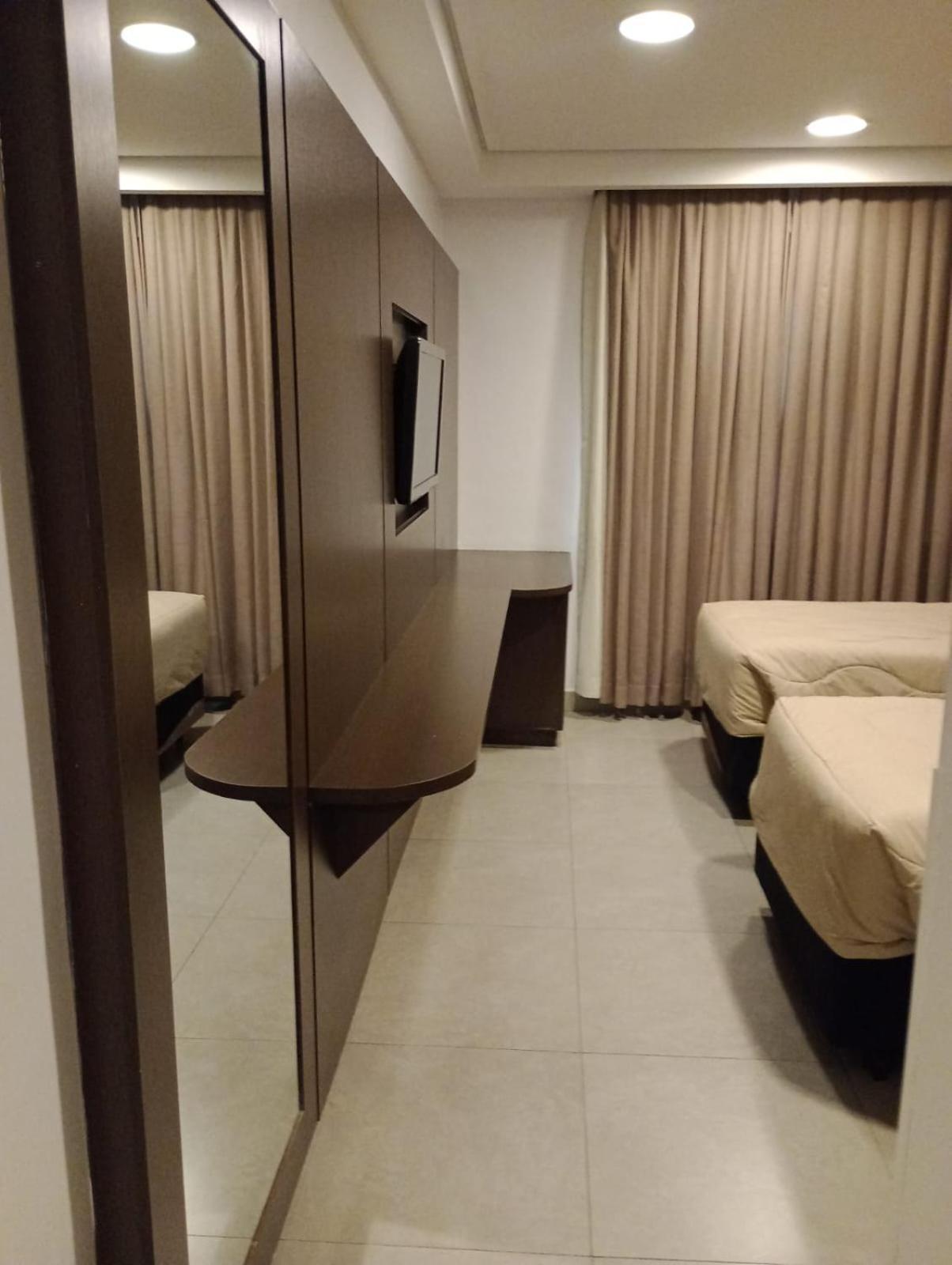 Hotel Lugus — Fotos 2